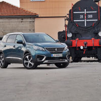 Peugeot 5008 (5 of 21).jpg