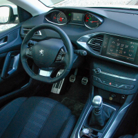 Peugeot_308_SW_resize (10 of 12).jpg