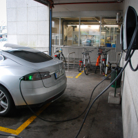 Tesla_AMZS (8 of 9).jpg