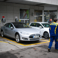 Tesla_AMZS (4 of 9).jpg