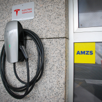 Tesla_AMZS (1 of 9).jpg