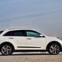 Kia niro (3 of 14).jpg