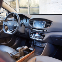 Hyundai ioniq electric (13 of 17).jpg