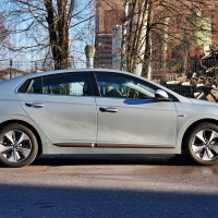 Hyundai ioniq electric (4 of 17).jpg