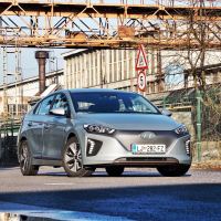 Hyundai ioniq electric (1 of 17).jpg