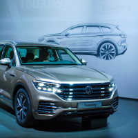 Volkswagen touareg (3 of 3).jpg