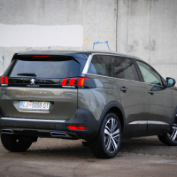 Peugeto 5008 (1 of 9).jpg