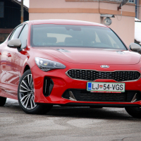 Kia_stinger (17 of 30).jpg