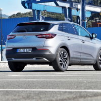 Opel_grandlandX (8 of 13).jpg