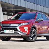 Mitsubishi eclipse cross 1.5 turbo (4 of 20).jpg
