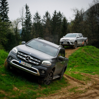 Mercedes-benz X 250 d 4matic in toyota hilux 2.4 D-4D invincible 50 (22 of 58).jpg