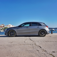 Mercedes_benz_A (13 of 14).jpg