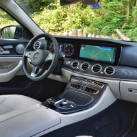 Mercedes E 220 d 4-matic all-terrain in opel insignia 2.0 CDTI biturbo 4x4 country tourer (24 of 25).jpg