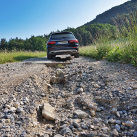 Mercedes E 220 d 4-matic all-terrain in opel insignia 2.0 CDTI biturbo 4x4 country tourer (18 of 25).jpg