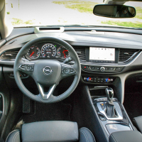 Mercedes E 220 d 4-matic all-terrain in opel insignia 2.0 CDTI biturbo 4x4 country tourer (1 of 25).jpg