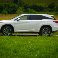 lexus RX450hL (5 of 15).jpg