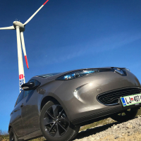 Renault ZOE telefon (14 of 18).jpg