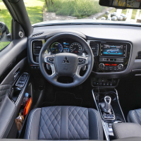mitsubishi outlander PHEV (15 of 15).jpg