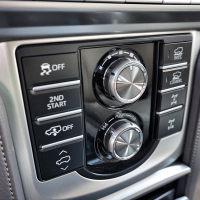 Toyota_landcruiser (21 of 23).jpg