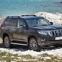 Toyota_landcruiser (8 of 23).jpg