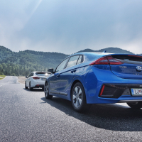 Hyundai ioniq PHEV (8 of 13).jpg
