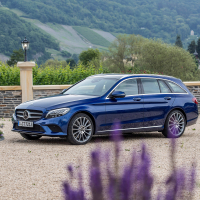 Mercedes-benz C za volanom (24 of 34).jpg
