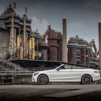 Mercedes-benz C za volanom (17 of 34).jpg