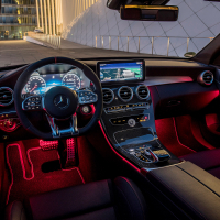 Mercedes-benz C za volanom (15 of 34).jpg