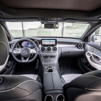 Mercedes-benz C za volanom (12 of 34).jpg