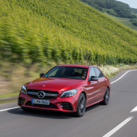 Mercedes-benz C za volanom (9 of 34).jpg
