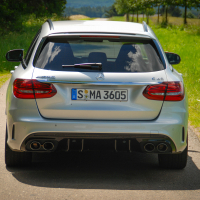 Mercedes-benz C za volanom (4 of 34).jpg