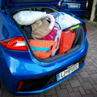 Hyundai_ioniq_PHEV_resize (2 of 27).jpg