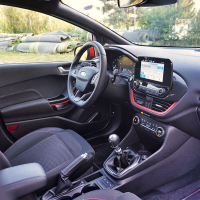 fiesta ST line 4.jpg