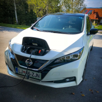Nissan_leaf_telefon (1 of 2).jpg