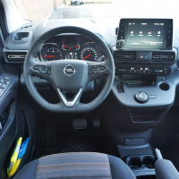 Opel combo (10 of 11).jpg