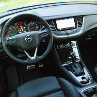 Opel grandland X 20d ultimate (1 of 10).jpg