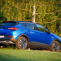 Opel grandland X 20d ultimate (7 of 10).jpg