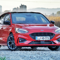 Ford focus 1.0 ecoboost ST line (21 of 27).jpg