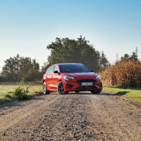 Ford focus 1.0 ecoboost ST line (2 of 27).jpg