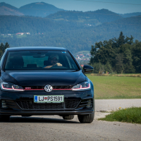 Volkswagen golf GTI (17 of 17).jpg