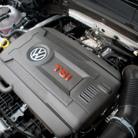 Volkswagen golf GTI (11 of 17).jpg
