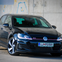 Volkswagen golf GTI (1 of 17).jpg