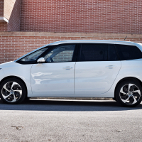 Citroen C4 spacetourer blueHDi 160 shine (3 of 7).jpg