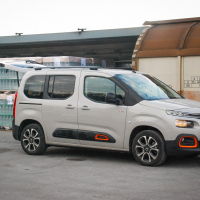 Citroen berlingo shine M 1.5 BlueHDi 130 (10 of 32).jpg