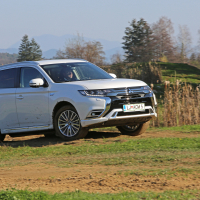 Mitsubishi_outlander_PHEV_AMZS (30 of 43).jpg