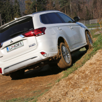 Mitsubishi_outlander_PHEV_AMZS (32 of 43).jpg