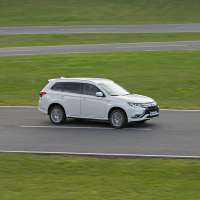 Mitsubishi_outlander_PHEV_AMZS (24 of 25).jpg