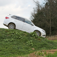Mitsubishi_outlander_PHEV_AMZS (10 of 25).jpg