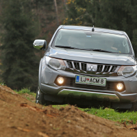 Mitsubishi_outlander_PHEV_AMZS (13 of 25).jpg