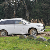 Mitsubishi_outlander_PHEV_AMZS (12 of 25).jpg
